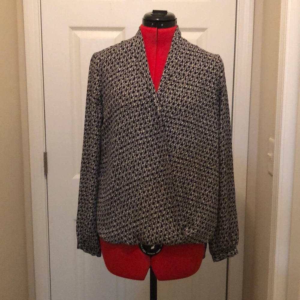 2 for $10 Max Studio Black and White Top